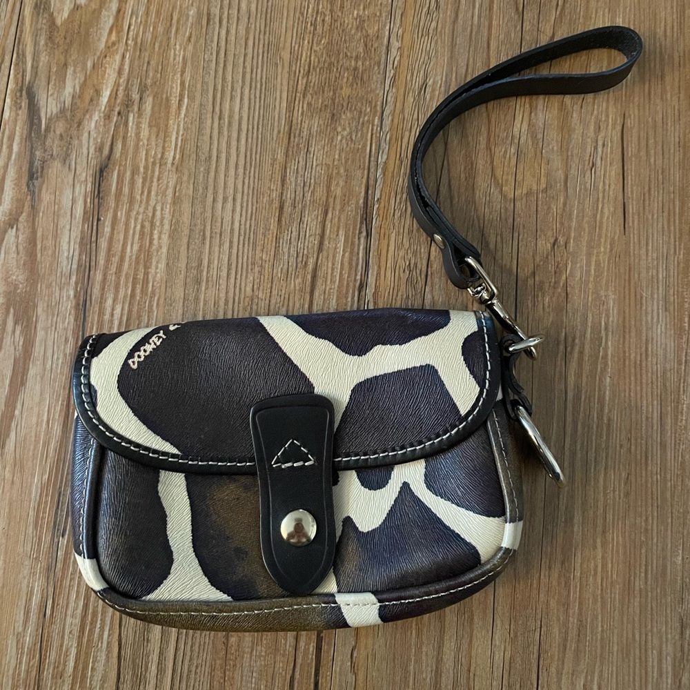 Dooney & Bourke wristlet